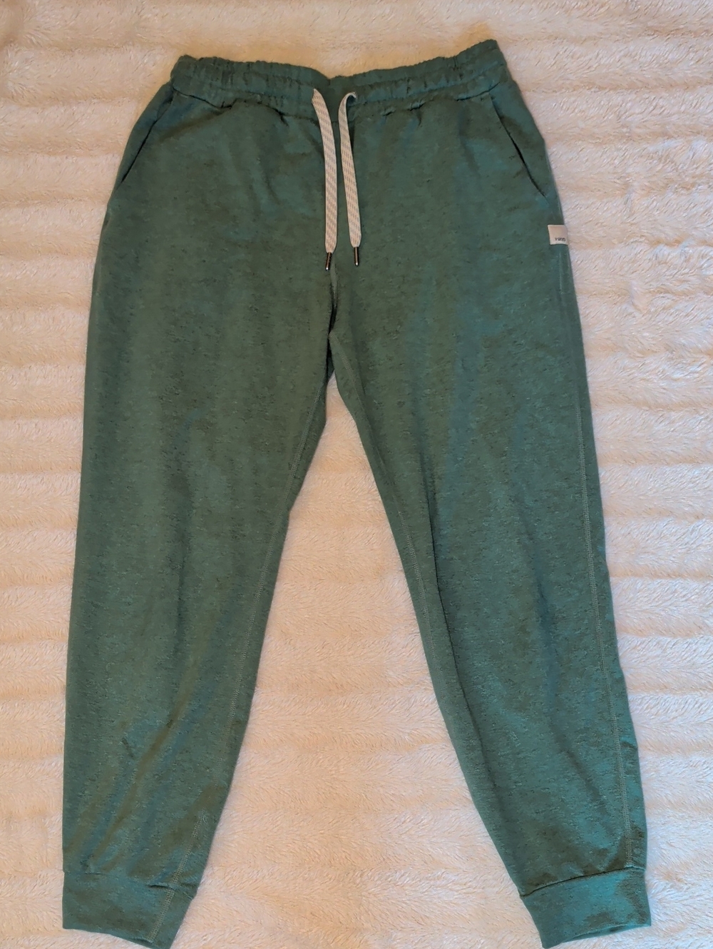 Women's Vuori Green Cropped Jogger Pants with Drawstring Waist